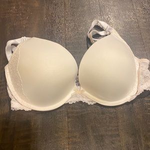 Victoria’s Secret dream angels push up bra